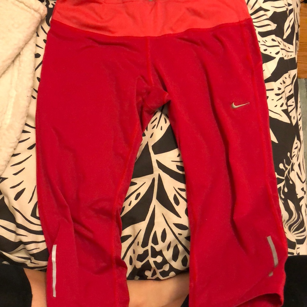 Nike crop leggings